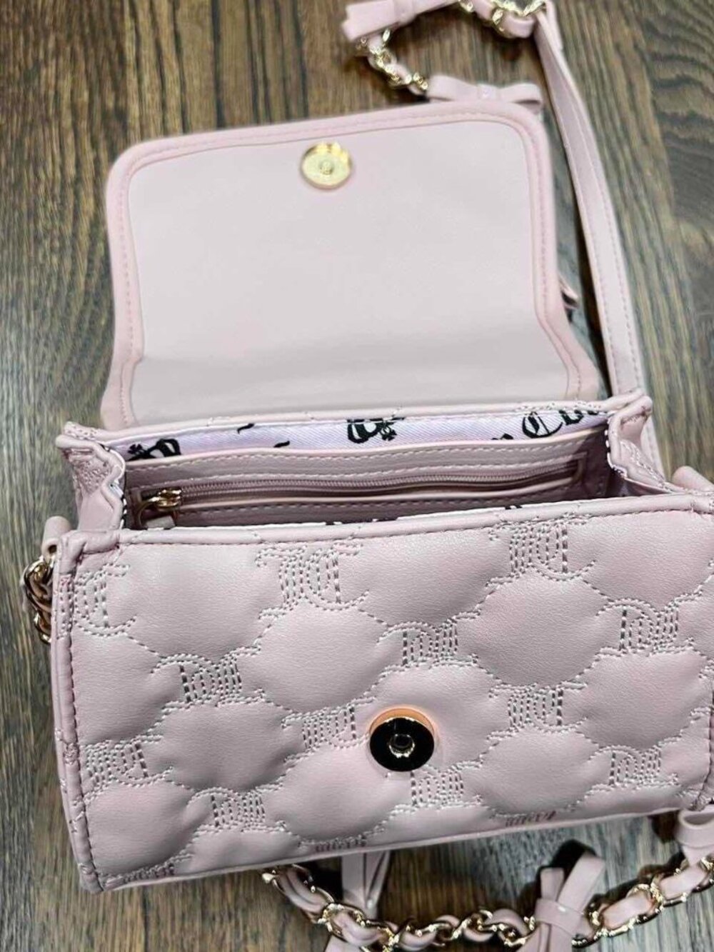 juicy couture “juicy demure” flap crossbody in dusty blush pink y2k NWT - Picture 3 of 5